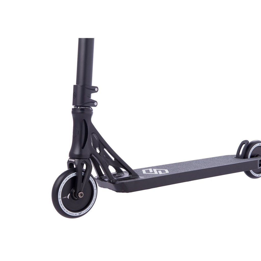 Freestyle Scooter Striker Essence Pro Black 2024 